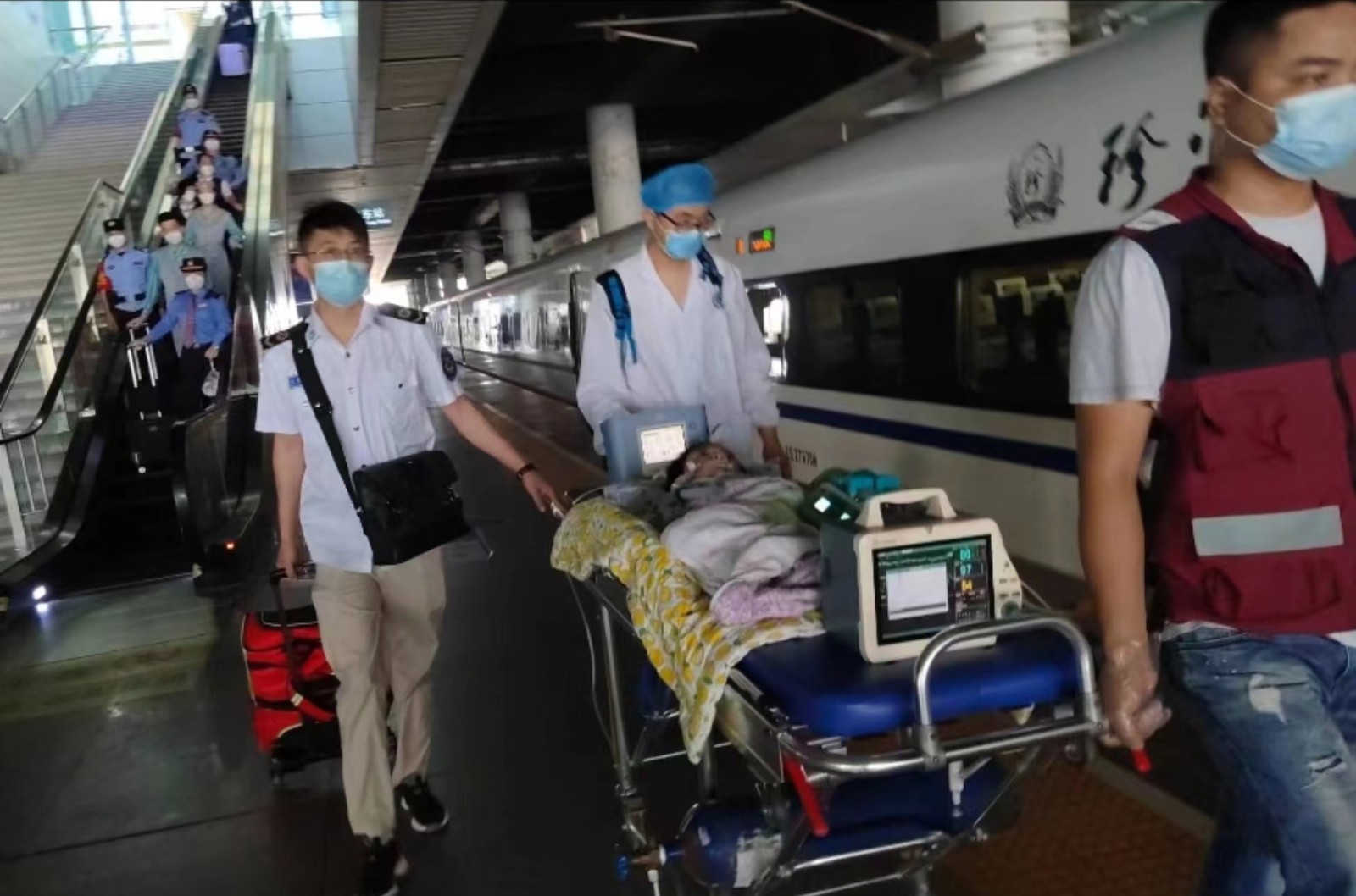 兴义市高铁转运公司