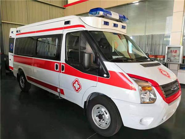 兴义市福特V362救护车
